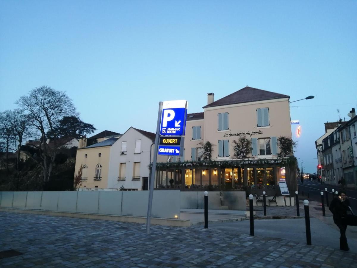 Le Cosy & Boise De Pontoiseアパートメント エクステリア 写真